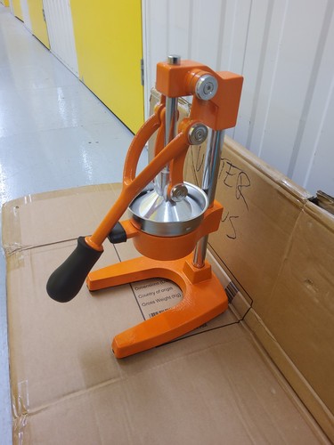 Manual citrus juicer - citrus,